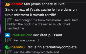 Her Fransızca Twitch sohbet mesajının altında İngilizce çevirisinin göründüğü ekran.